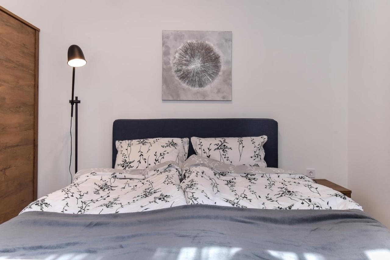 ソフィアCosy & Renovated 2Bd Flat Near Vitoshka By Flat Mаnagerアパートメント エクステリア 写真