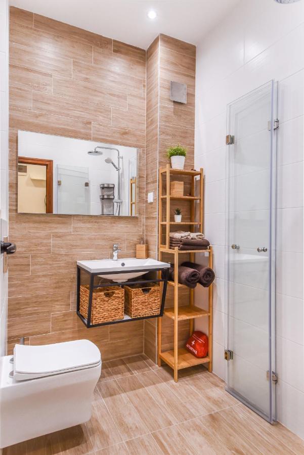 ソフィアCosy & Renovated 2Bd Flat Near Vitoshka By Flat Mаnagerアパートメント エクステリア 写真